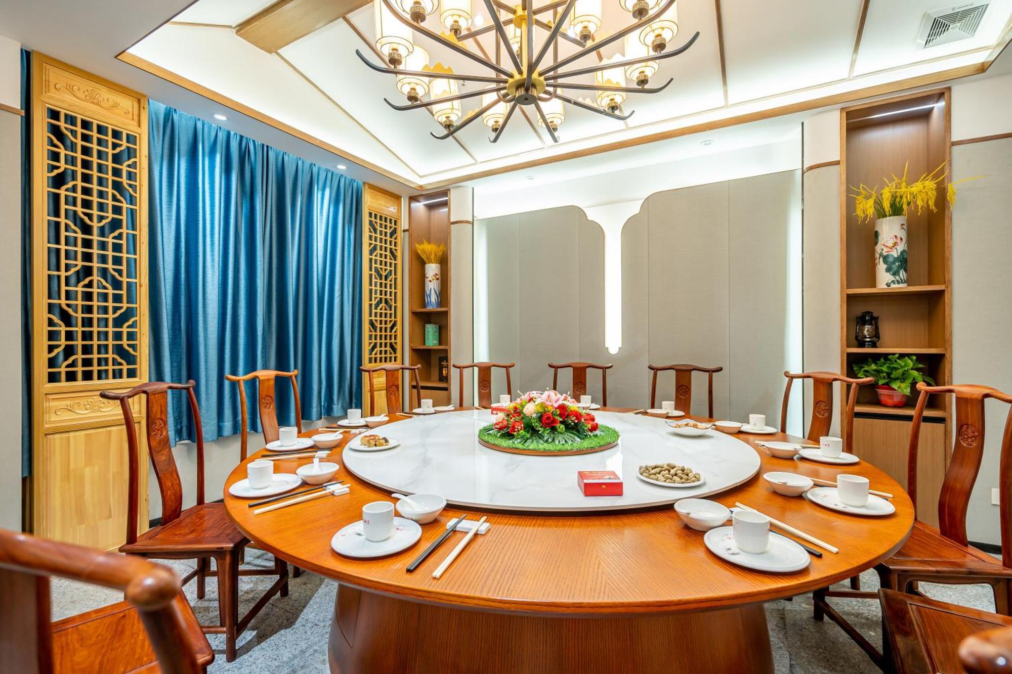 Waifiden Hotel -Former Tokai Hotel - Xiaobei Metro Station - During The Canton Fair, There Will Be Shuttle Buses For Transportation Back And Forth Exterior photo