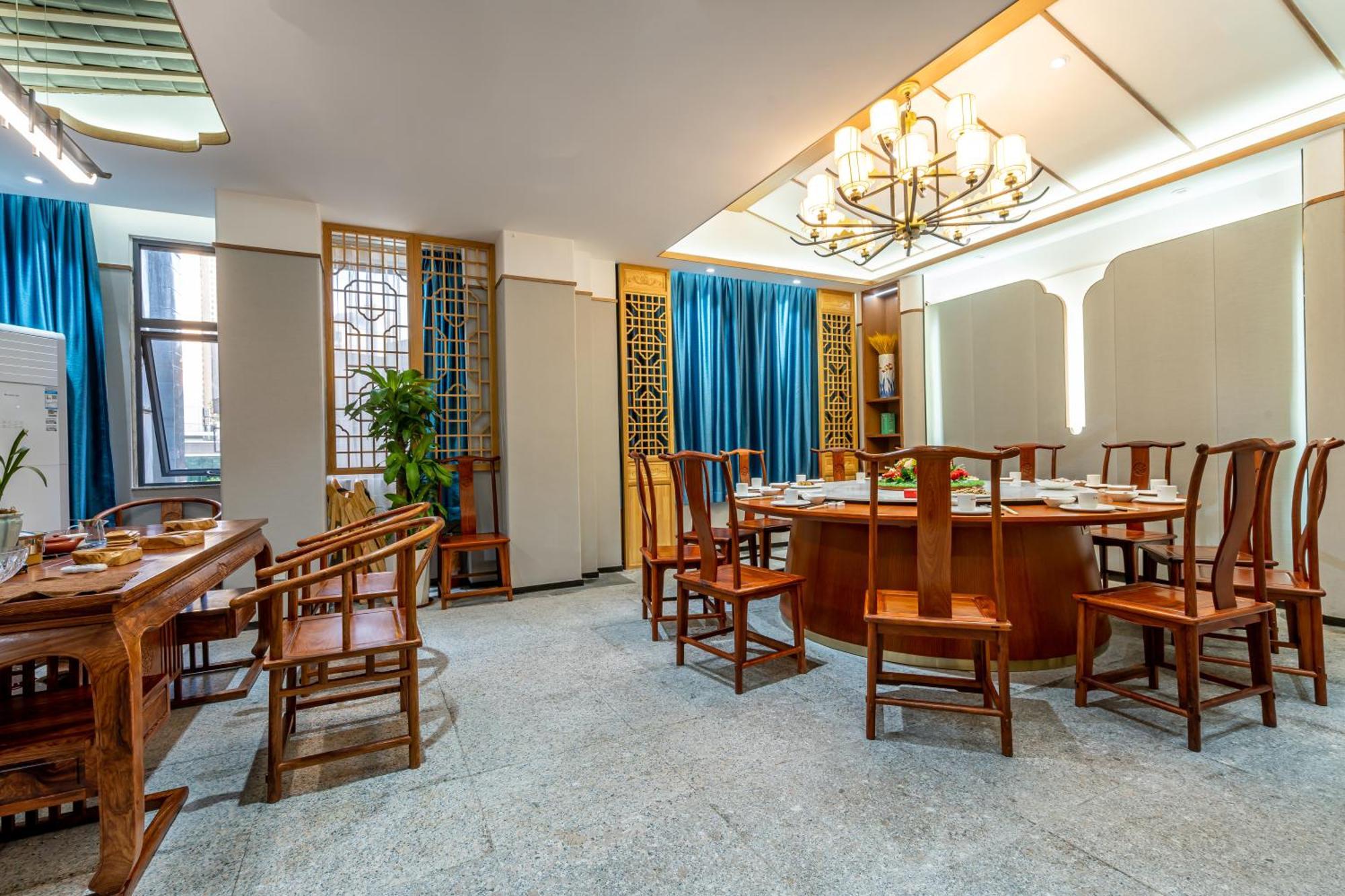 Waifiden Hotel -Former Tokai Hotel - Xiaobei Metro Station - During The Canton Fair, There Will Be Shuttle Buses For Transportation Back And Forth Exterior photo